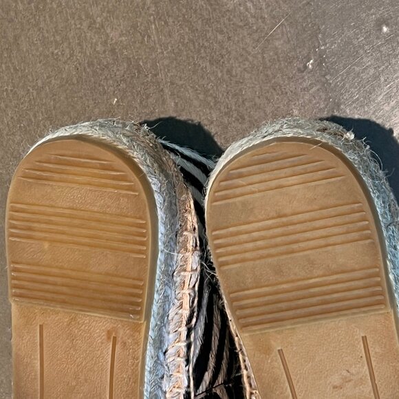 Boden Isabella Haircalf Zebra Espadrilles, Size 40, EUC - Picture 6 of 7